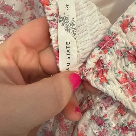 Altar'd State Pink Floral Puff Sleeve Blouse - Picture 3 of 3